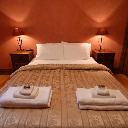 เดอะ โดฟ โคท Bed & Breakfast ทานันดา ห้อง รูปภาพ