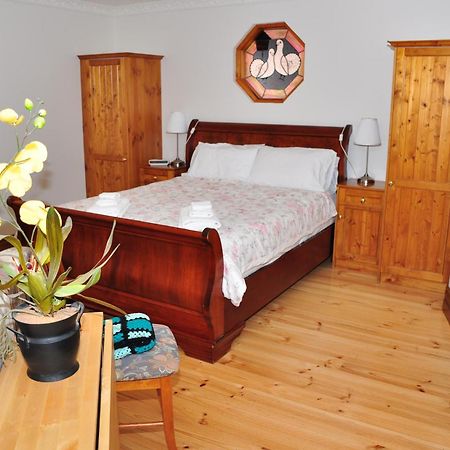 เดอะ โดฟ โคท Bed & Breakfast ทานันดา ภายนอก รูปภาพ