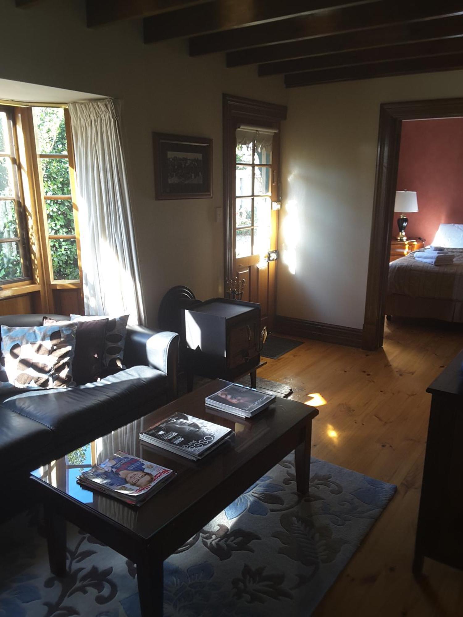 เดอะ โดฟ โคท Bed & Breakfast ทานันดา ห้อง รูปภาพ