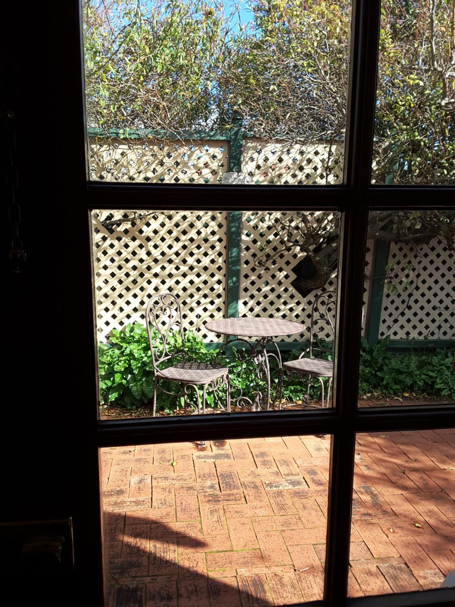 เดอะ โดฟ โคท Bed & Breakfast ทานันดา ห้อง รูปภาพ